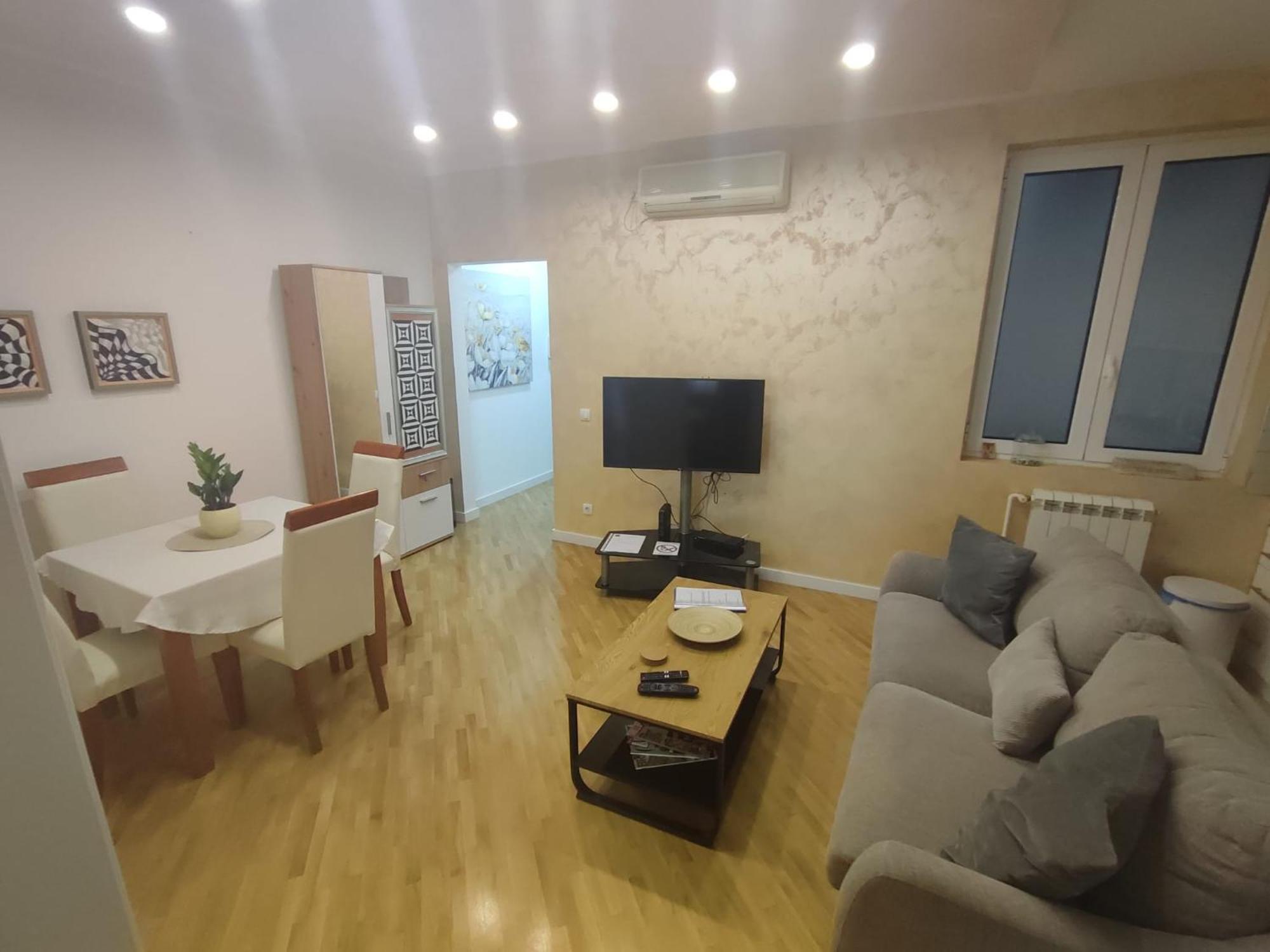 City Lights Lux Apartment Beograd Bagian luar foto